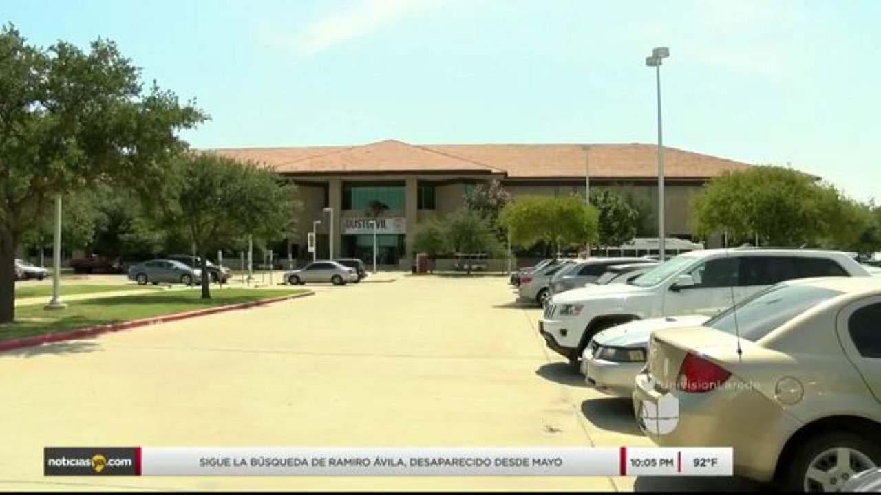 Recibe demanda TAMIU