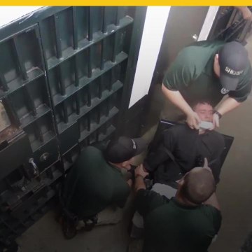 CUSTODIOS TORTURAN CON DESCARGAS ELÉCTRICAS A REO SOMETIDO