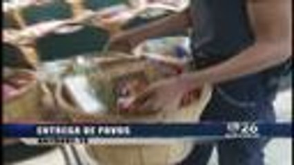 Donación de despensas de Acción de Gracias en Anthony, TX