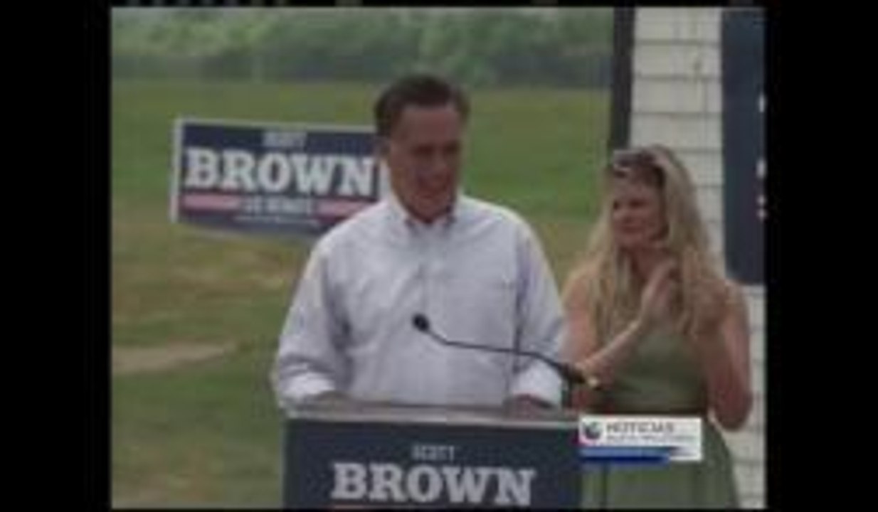 New Hampshire: Mitt Romney apoya campaña de Scott Brown