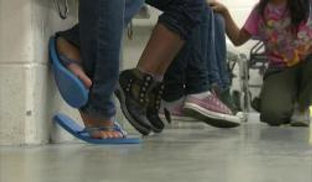 WA: Demócratas hispanos del Congreso frente a problema de niños de la frontera