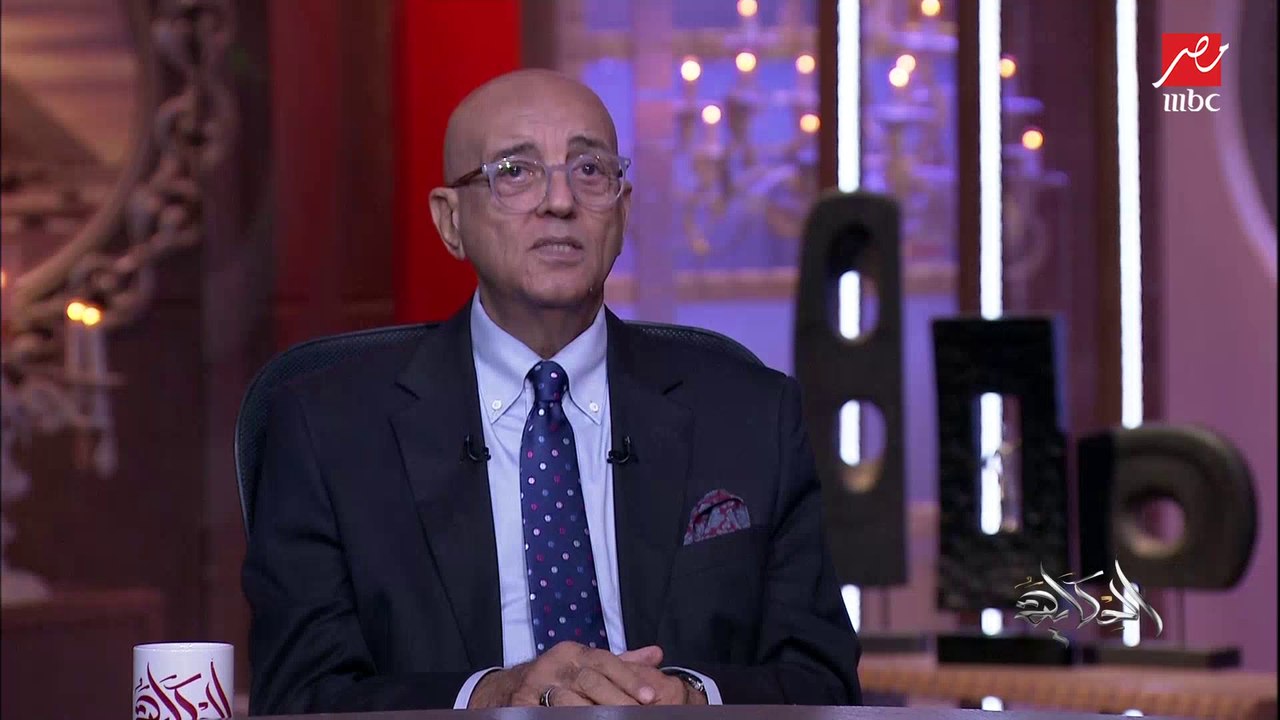 عمرو أديب يحكي قصة في ليلة فوز الأديب العالمي ن...
