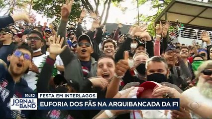 Os fãs da Fórmula 1 agitaram as arquibancadas de Interlagos, durante o Grande Prêmio de São Paulo.