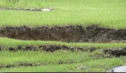 Un socavón obliga a desalojar a varias familias en Springfield