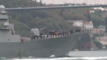 ABD savaş gemisi İstanbul Boğazı'ndan geçti