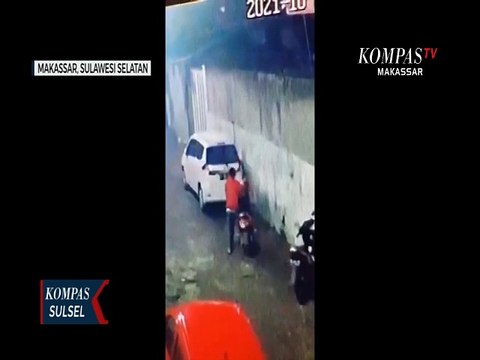Aksi Pencurian Sepeda Motor Terekam CCTV