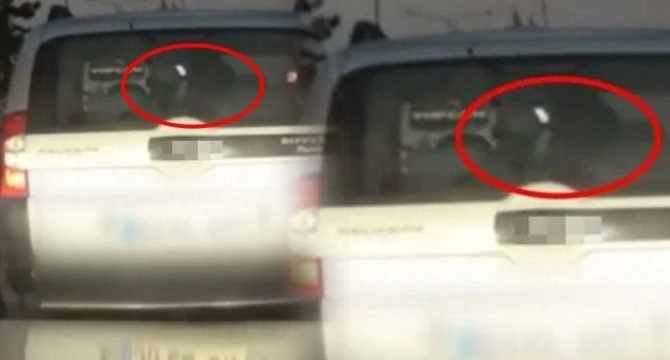 Sürücüler gözlerine inanamadı! Trafikte akıllara durgunluk veren olay