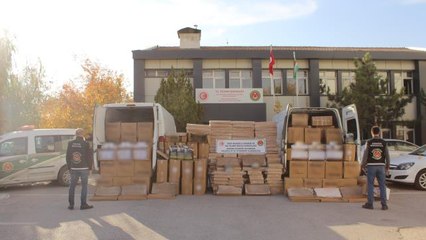 Son dakika haber: Gümrük Muhafazadan Ankara ve İstanbul'da kaçak sigara operasyonları