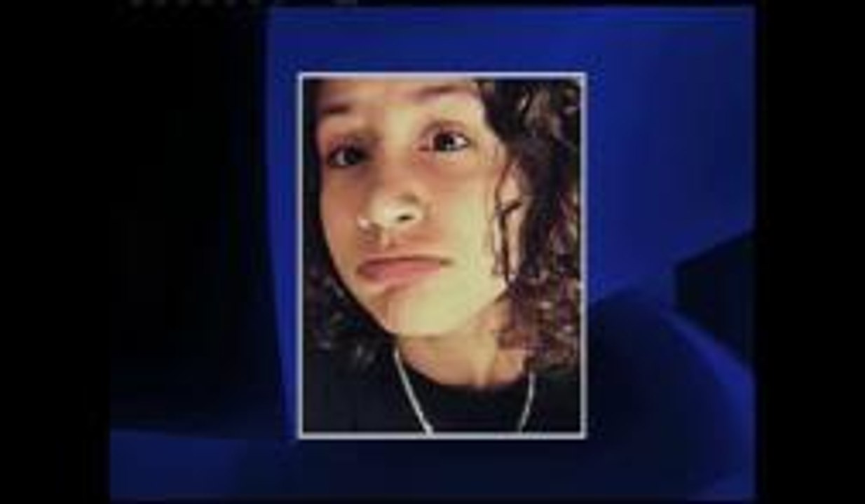 Buscan adolescente desaparecida