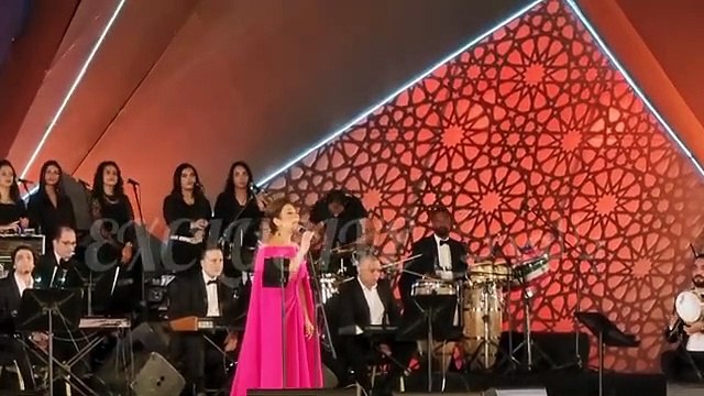 أصالة تغنى لـ ميادة الحناوى فى حفلها بالأوبرا بعد سنوات من الخلاف