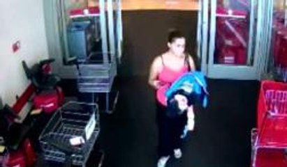 Robo Mercansias De Una Tienda