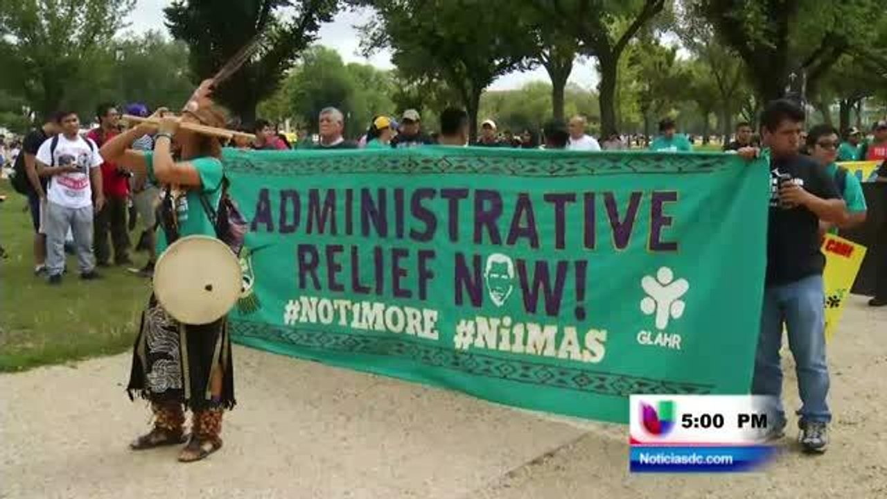 Organizaciones locales protestaron en frente de la Casa Blanca para exigir una reforma migratoria