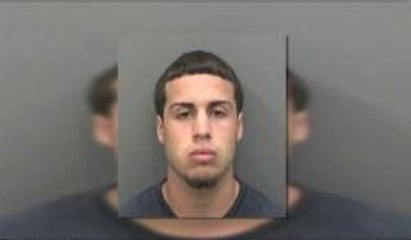 Arrestan a un hombre por el asesinato de una mujer hispana