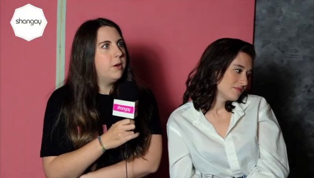 'ESTIRANDO EL CHICLE', Carolina Iglesias y Victoria Martín y su entrevista más LGTBI+ | SHANGAY