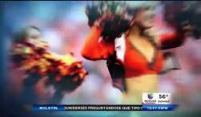 Estreno del Calendario 2015 de las Porristas de los Broncos