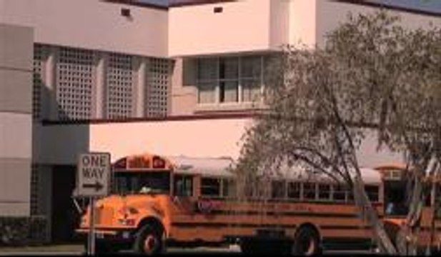 Adolescentes roban un autobús en el condado Polk