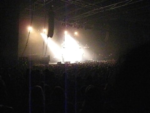 Avon part1 Queens of the stone age live Zenith Paris