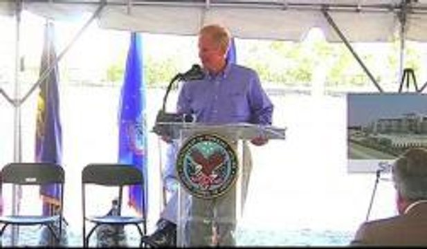 El senador Bill Nelson propone ataques aéreos en Siria