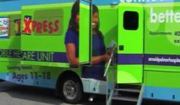 Consultorios móviles gratuitos para estudiantes de Orange