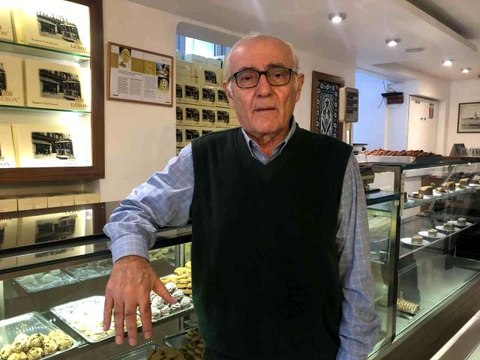 Beyoğlu'nun tarihi Burç Lebon Pastanesi kapanıyor