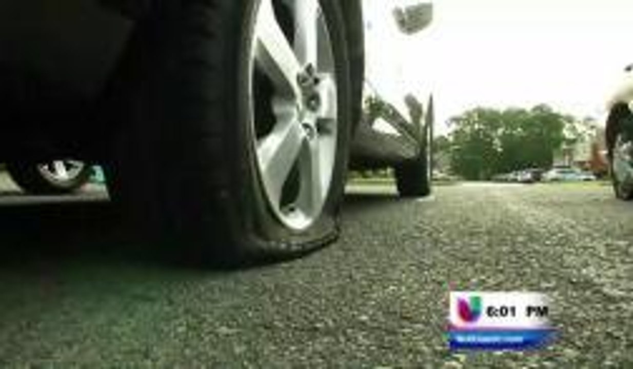 Amanecen con neumáticos vacios