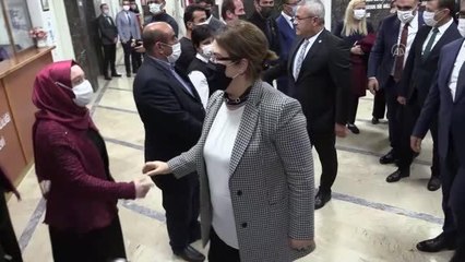 Son dakika... Aile ve Sosyal Hizmetler Bakanı Yanık, huzurevi ziyaretinde bulundu