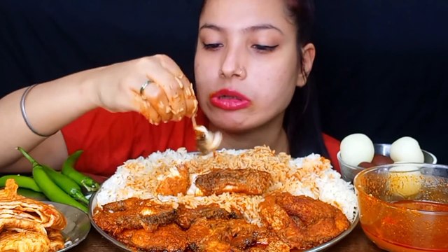 AsmrEating Spicy Rohu Fish Curry, Rice, Omelette, Rasgulla, Gulab jamun Fish Curry With Rice Mukbang | Foodie JD