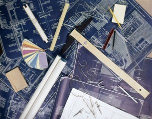 Achat sur plan : puis-je imposer une mention de pénalité de retard lors de la vente ?