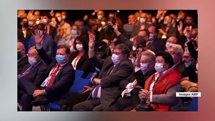 Les maires de France élisent leur nouveau président