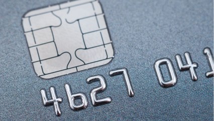 CB : les nouvelles cartes en métal vendues par les banques sont-elles vraiment utiles ?