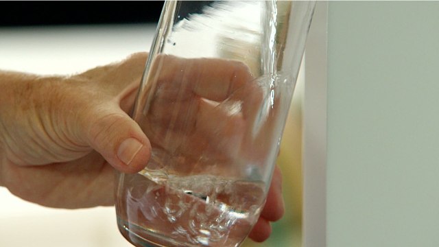 Pourquoi les fontaines à eau pourraient envahir les hypermarchés