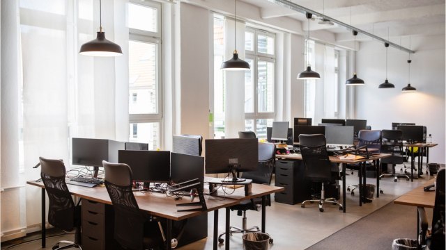 Le top 10 des métiers qui recrutent en CDI actuellement