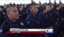 Regresan a la escuela policías de Juarez para que no cometan errores.