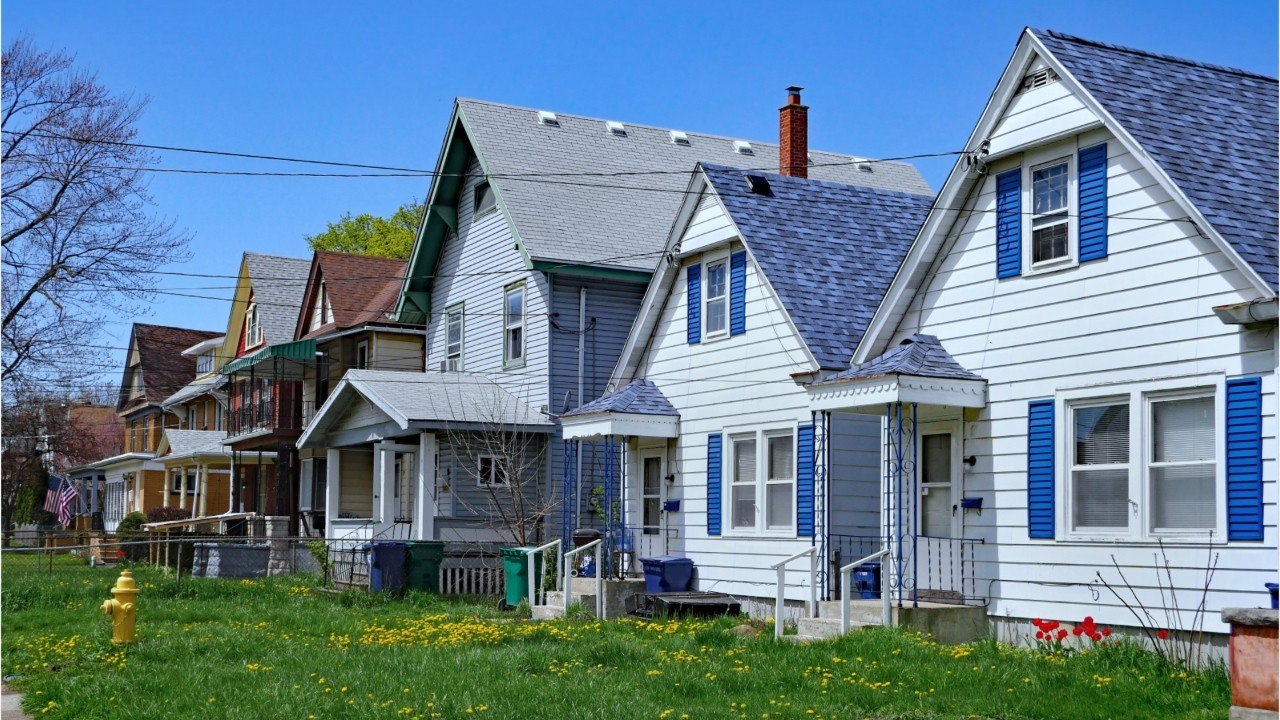 Immobilier : ces petites villes où trouver des pavillons verts et pas chers