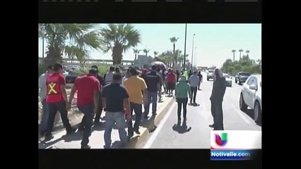 Bloquean una de las garitas fronterizas en Mexicali