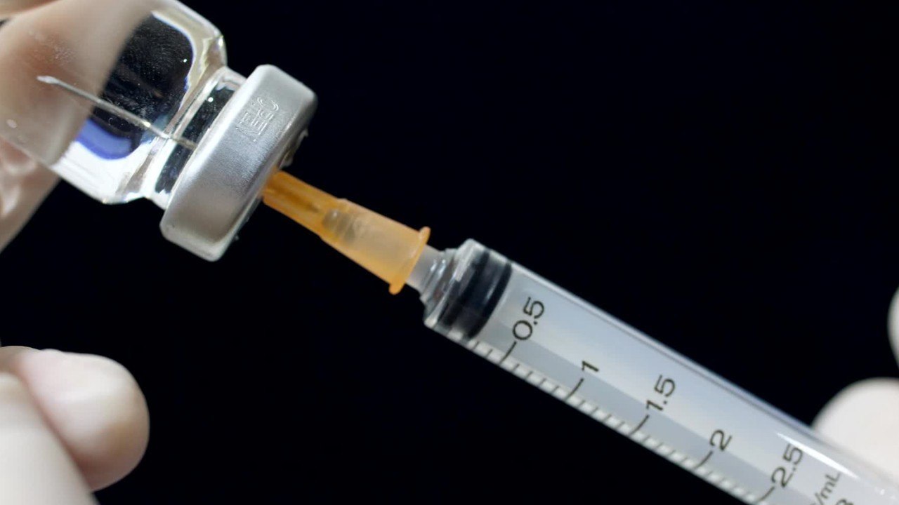 Vaccination pour les plus de 75 ans : les réservations sont (théoriquement) ouvertes