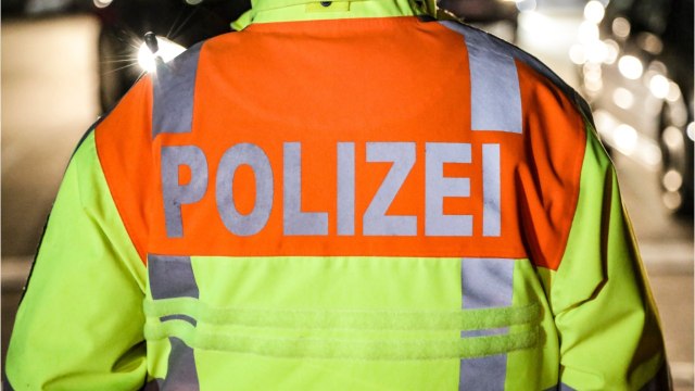 Refoulée à la frontière entre la France et l’Allemagne, elle passe la nuit dans sa voiture