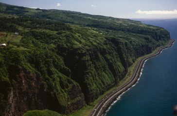 La Reunion : la Nouvelle Route du littoral abandonnée ?