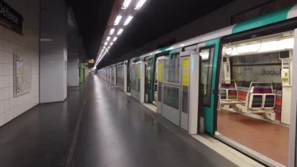 Une attestation de l’employeur avec horaires de départ nécessaire pour aller au travail en Île-de-France ?