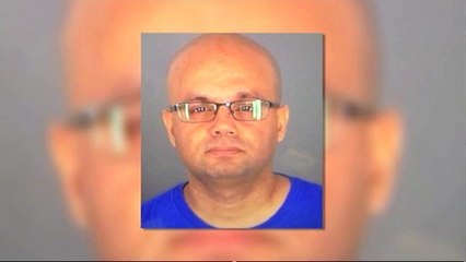 Oficial arrestado en Pasco