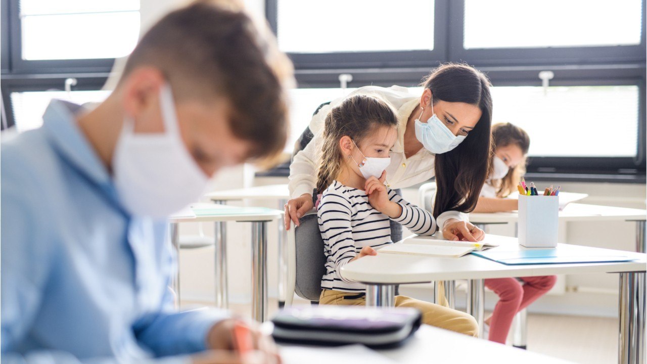 Les élèves vont pouvoir s’absenter des cours dès jeudi et vendredi