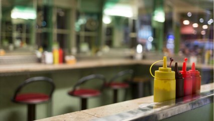 Aux États-Unis, une propriétaire de restaurant vend sa voiture pour payer ses employés