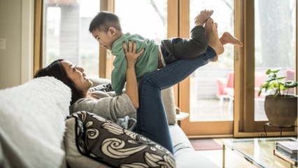 Verser des allocations familiales dès le premier enfant : la proposition musclée d’un rapport parlementaire