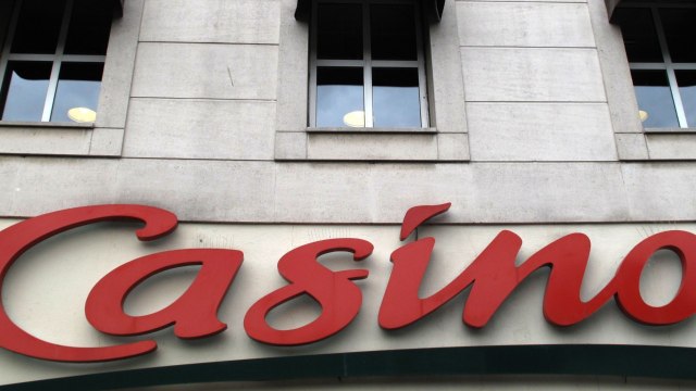 Casino vend des hypermarchés et des supermarchés à des adhérents Leclerc et Lidl
