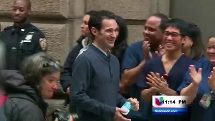 Le dieron de alta al médico que atendió casos de Ébola