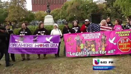 Activistas continúan presionando