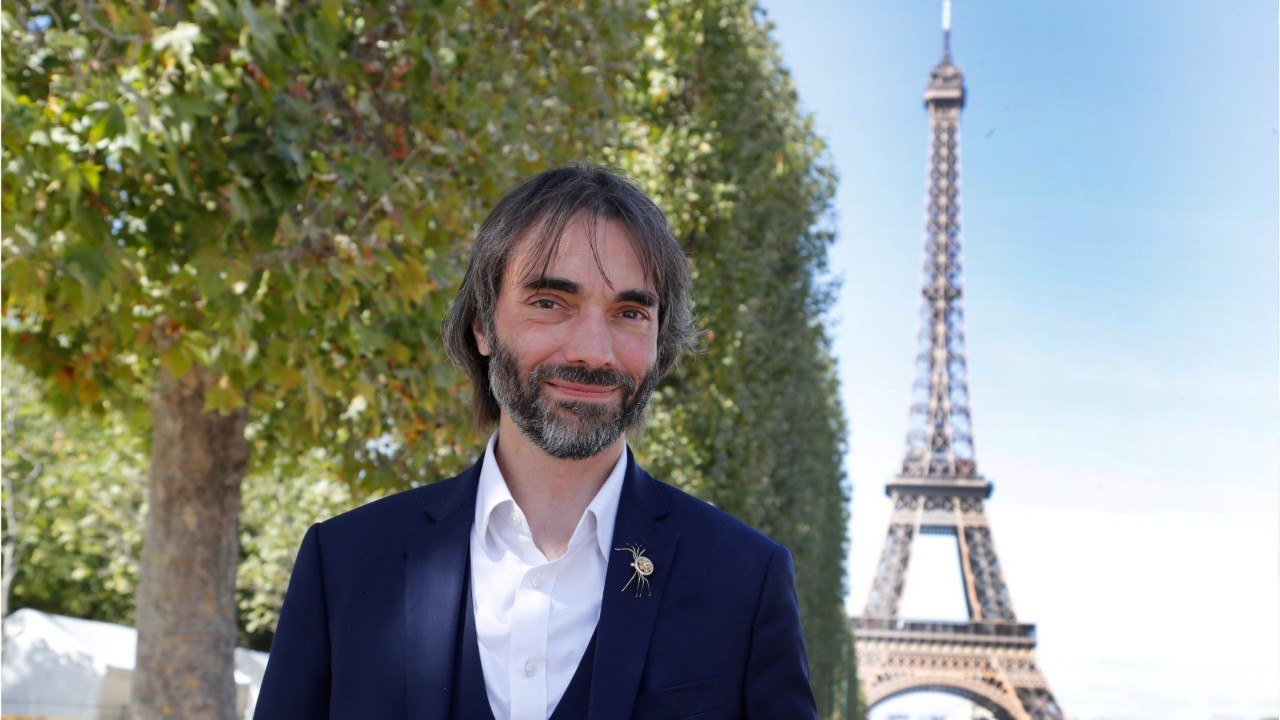 "Artifices comptables", temps de travail... Cédric Villani flingue la gestion Hidalgo