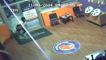 Orange: Buscados por escalamiento a tienda MetroPCS