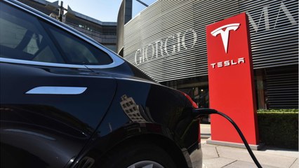 Tesla risque de lourdement rechuter en Bourse, selon l’analyse technique