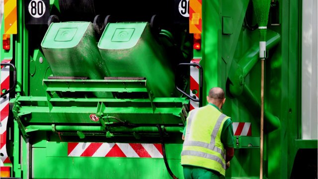 Redevance pour l'enlèvement des ordures ménagères (REOM)